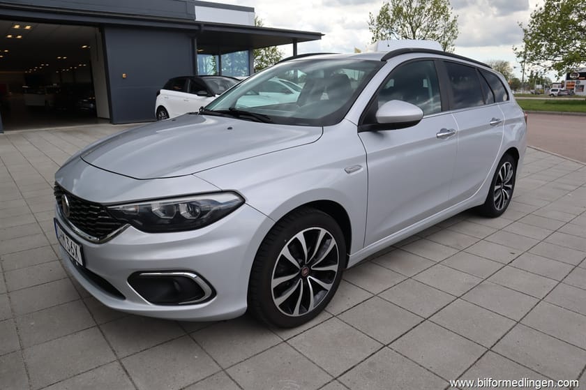 Bild 2 av Fiat Tipo Kombi 1.4 T-Jet FWD 120hk Backkamera Svensksåld
