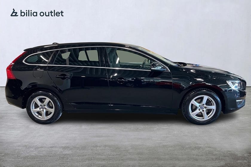 Bild 5 av Volvo V60 D2 Momentum Kamrem Bytt Dragkrok Bluetooth Rattvärme