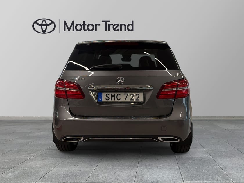Bild 4 av Mercedes-Benz B 200 d URBAN