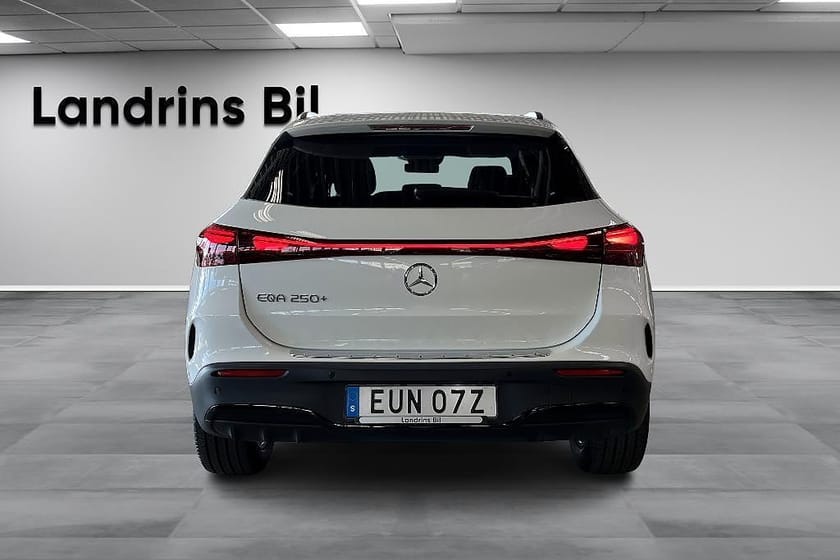 Bild 5 av Mercedes-Benz EQA 250+ AMG Line, AMG Line Advanced  /Nightpackage / MOMS