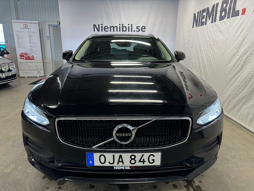 Bild 2 av Volvo V90 D3 AWD Advanced Momentum Drag/Navi/Dvärm/SoV