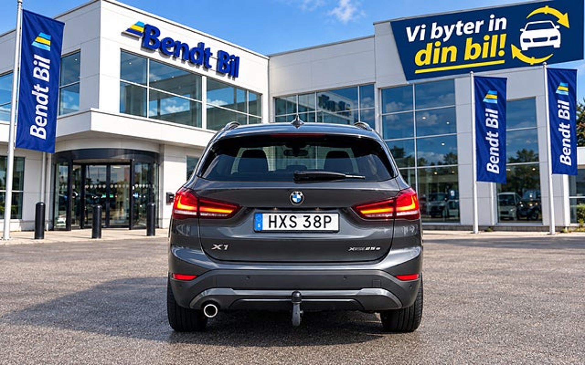 BMW X1 2021, bild 2/4