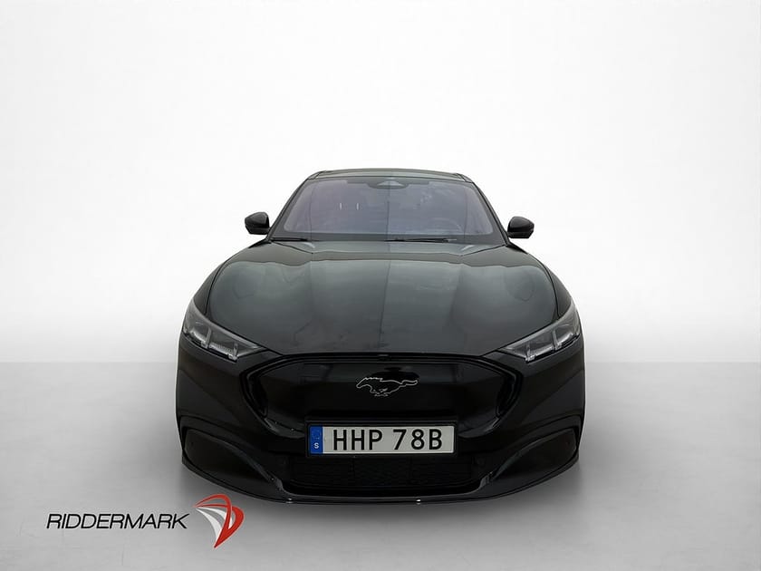 Bild 3 av Ford Mustang Mach-E Standard Range AWD Pano B&O 360° MOMS