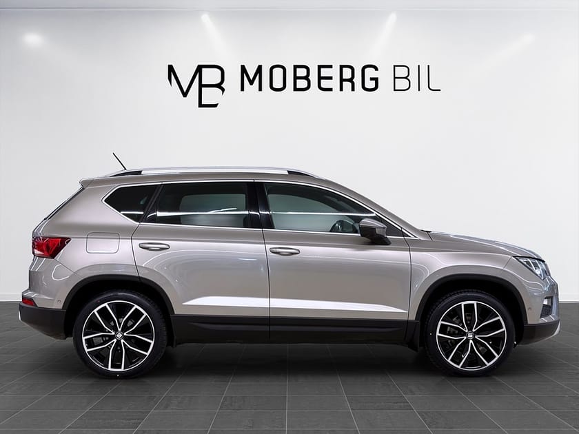Bild 3 av SEAT Ateca 150hk Xcellence Navi Drag Keyless B-Kamera PDC