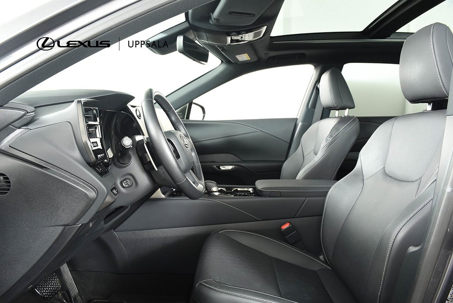 Lexus RX 450h+ Executive Teknik 2024, bild 6/10