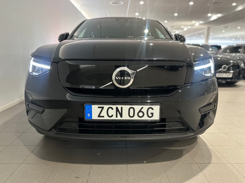Bild 2 av Volvo C40 Recharge Single Motor Core Edition / Dragkrok / Backkamera / Navigation /