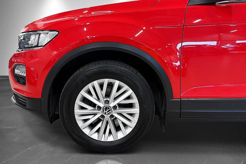 Bild 2 av Volkswagen T-Roc 2.0 TSI 190hk 4Motion Moms B-kamera Adaptiv CarPlay