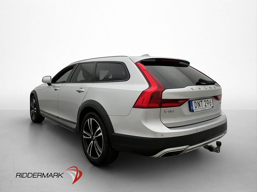 Bild 5 av Volvo V90 Cross Country D4 AWD Pro Kamera Värmare Navi Drag