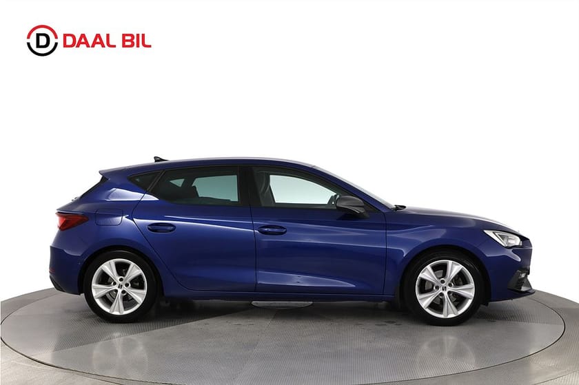 Bild 5 av SEAT Leon 1.5 eTSI 150HK FR P-VÄRM DRAG B-KAM COCKPIT 3-ZON