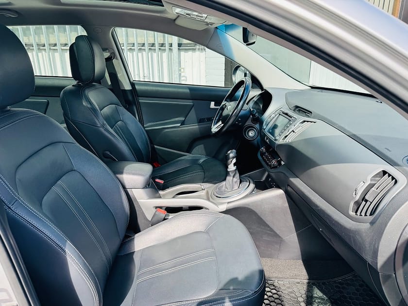 Bild 5 av Kia Sportage 1.7 CRDi 115HK SPECIAL EDITION / PANORAMA / NAVI