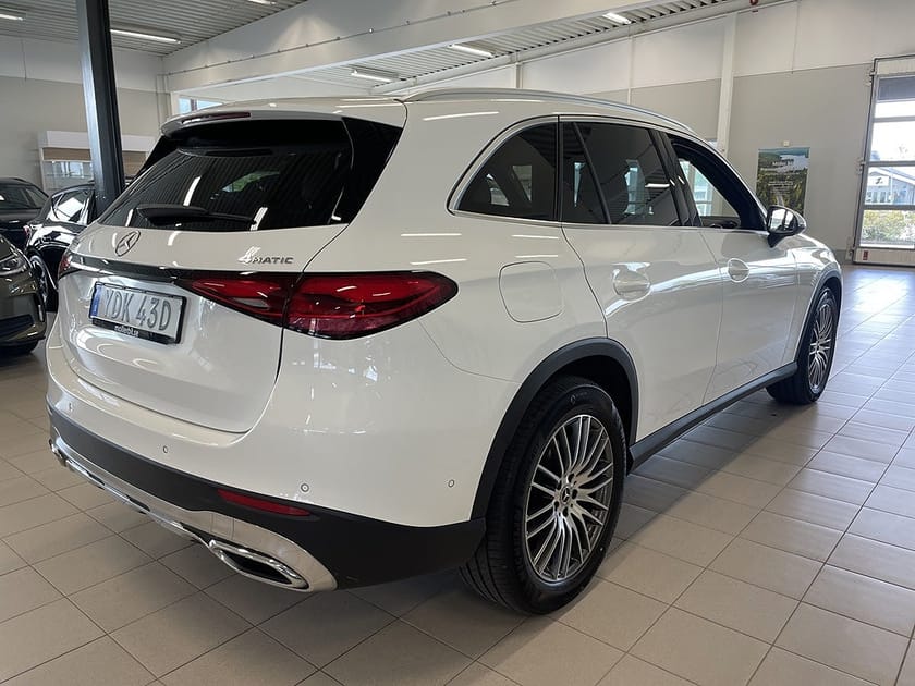 Bild 5 av Mercedes-Benz GLC 220 d 4MATIC Avantgarde / Drag / Läder / Navi