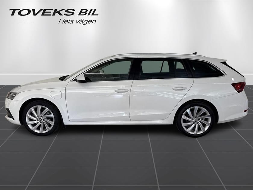 Bild 4 av Škoda Octavia Kombi iV VIA COMBI STYLE 1,4 TSI 204 HK 6