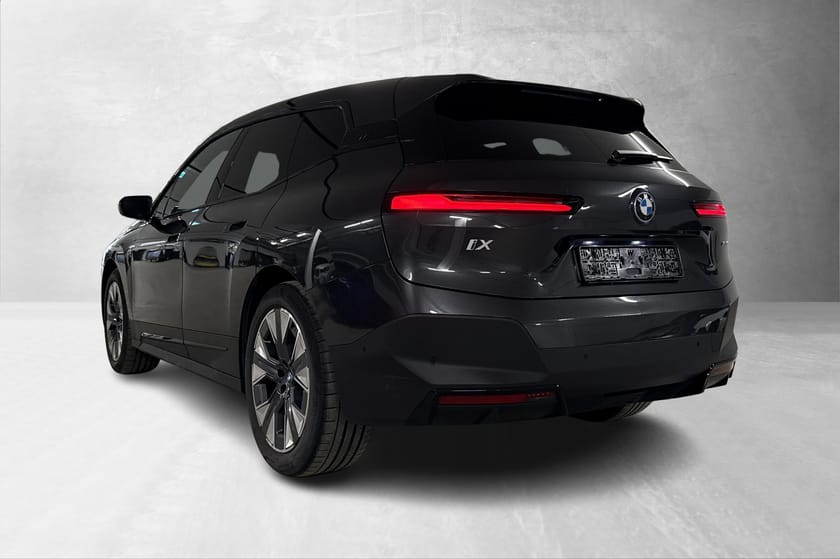 Bilde 3 av BMW iX xDrive40 KROK|Harman/Kardon|Luft fjæring|Panoramatak
