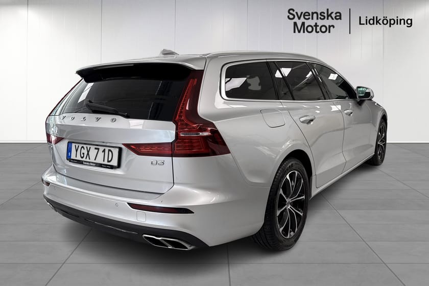 Bild 4 av Volvo V60 D3 Geartronic Momentum Advanced I Navigation I Apple CarPlay I