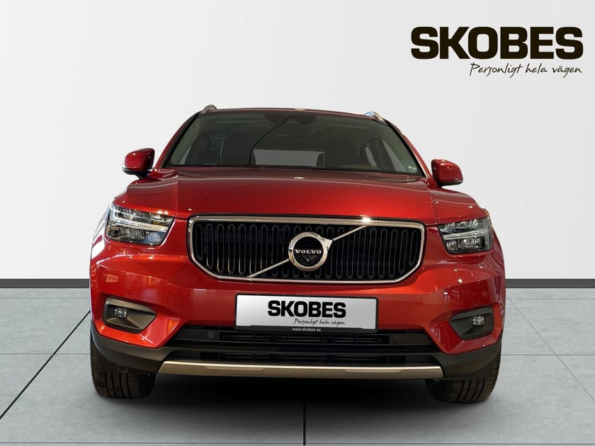 Bild 2 av Volvo XC40 D4 AWD Momentum Intro Edition