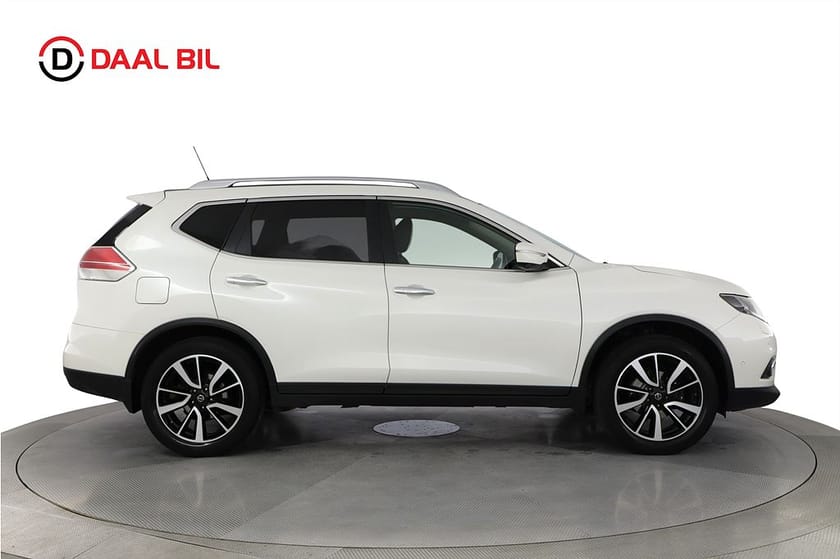 Bild 5 av Nissan X-Trail 1.6 dCi XTRONIC-CVT 130HK TEKNA DRAG 360-KAM MVÄRM
