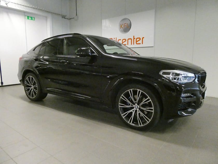 Bild 3 av BMW X4 xDrive30i M Sport Aut-Drag-HU-Värmare-Pano-360-H&K-SoV