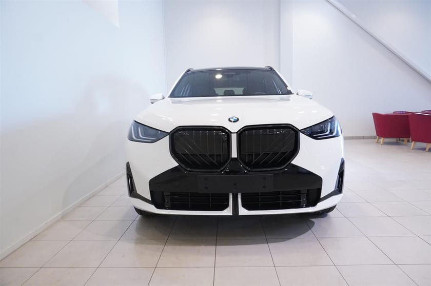 Bild 5 av BMW X3 30e xDrive M Sport Pro Business Ed Drag DA Pro H K