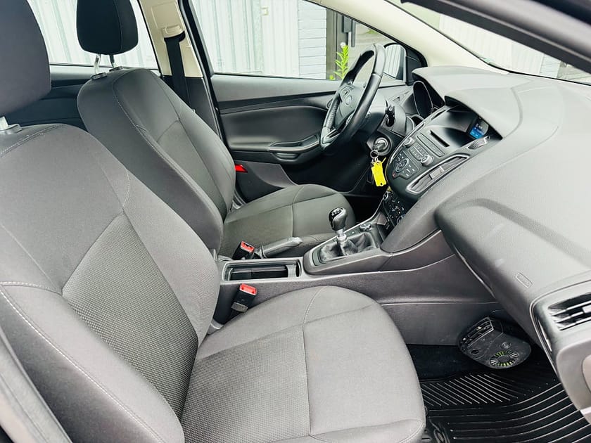 Bild 5 av Ford Focus Kombi 1.5 TDCI 95HK TREND / VÄRMARE