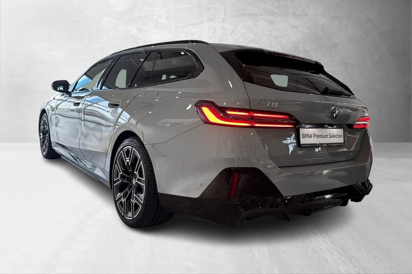 Bilde 3 av BMW i5 xDrive40 Touring 4wd, B&W, Skinn, M Sport pro+++