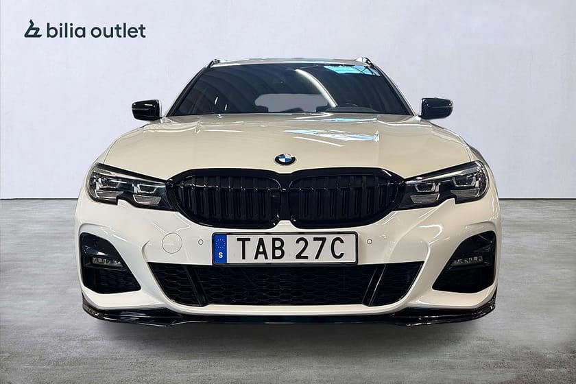 Bild 3 av BMW 330e Touring aut M Sport 292hk Cockpit Navi H/K Carplay Drag