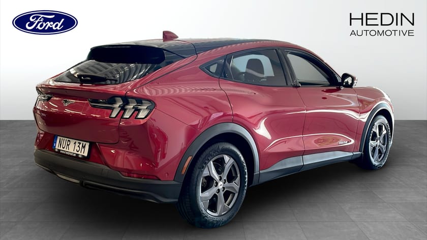 Bild 2 av Ford Mustang Mach-E Long Range RWD Teknikpaket
