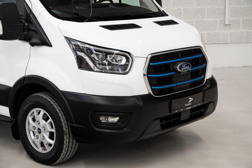 Bilde 3 av Ford E-Transit 350 68kWt 269hk L3H2 Trend