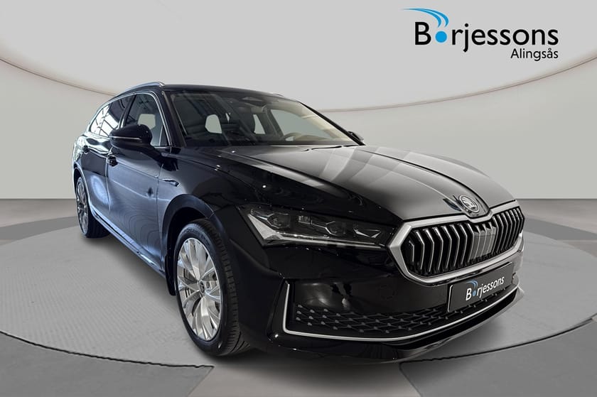 Bild 1 av Škoda Superb Kombi Selection 2,0 TDI 193 Hk DSG 4x4 Dragvikt 2200kg
