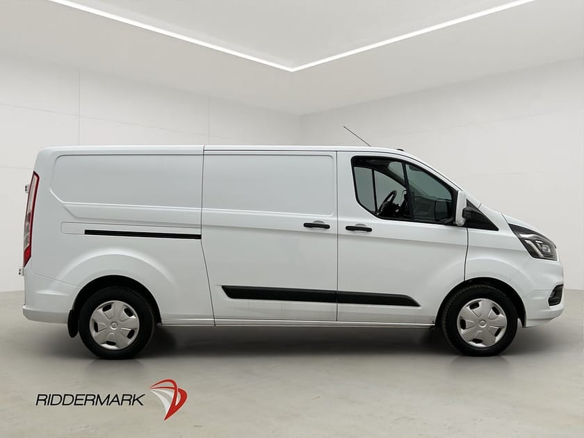 Bild 2 av Ford Transit Custom 300 transit-custom L2 Värmare Dragkrok B-Kamera CARPLAY