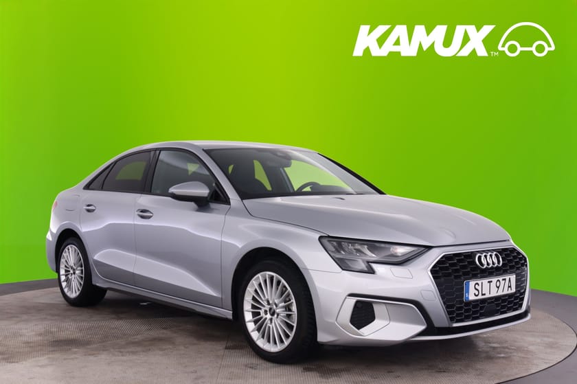 Bild 1 av Audi A3 Sedan 35 TFSI S-Line Interiör Skinn Sportratt CarPlay Adapt Farthåll
