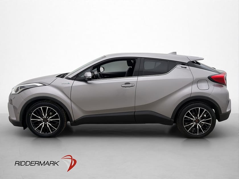 Bild 4 av Toyota C-HR Hybrid CVT 122hk Executive Kamera Rattvärm