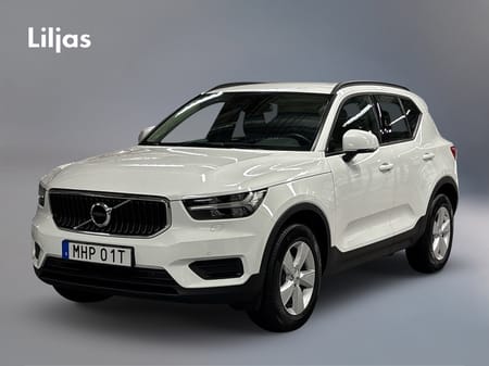 Volvo XC40 T2 FWD Momentum Core//Kamera//