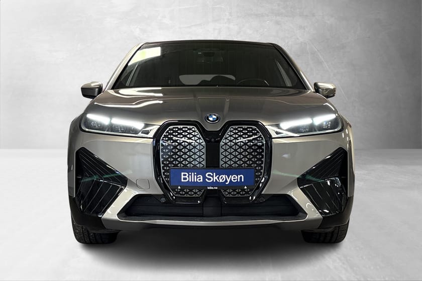 Bilde 2 av BMW iX xDrive40