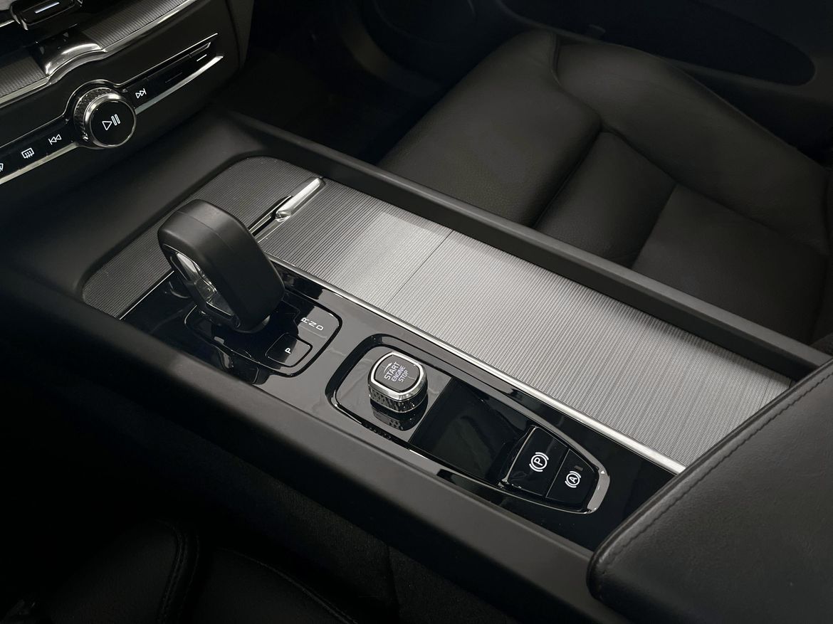 Volvo XC60 2023 - miniatyr 25