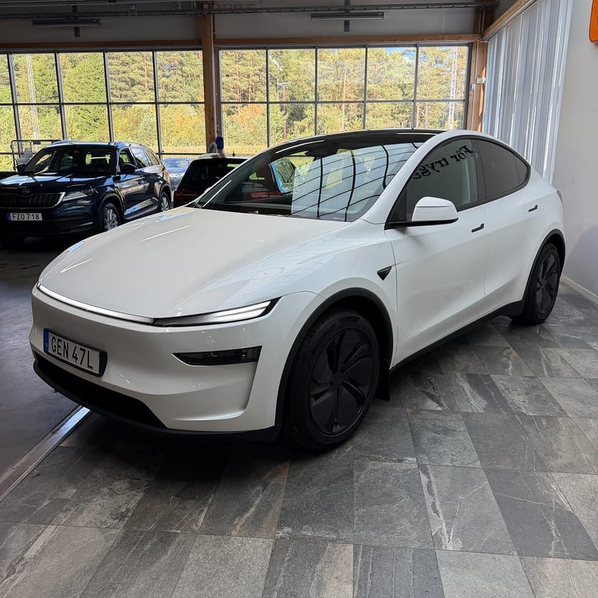 Bild 5 av Tesla Model Y Long Range AWD