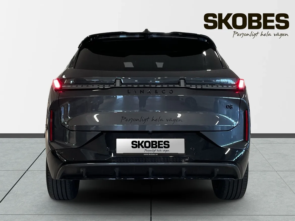 Lynk & Co 08 PHEV