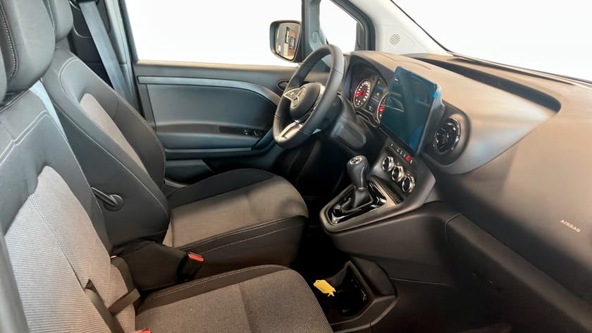 Bild 3 av Mercedes-Benz Citan 112 CDI SKÅP L2 SPECIAL EDITION