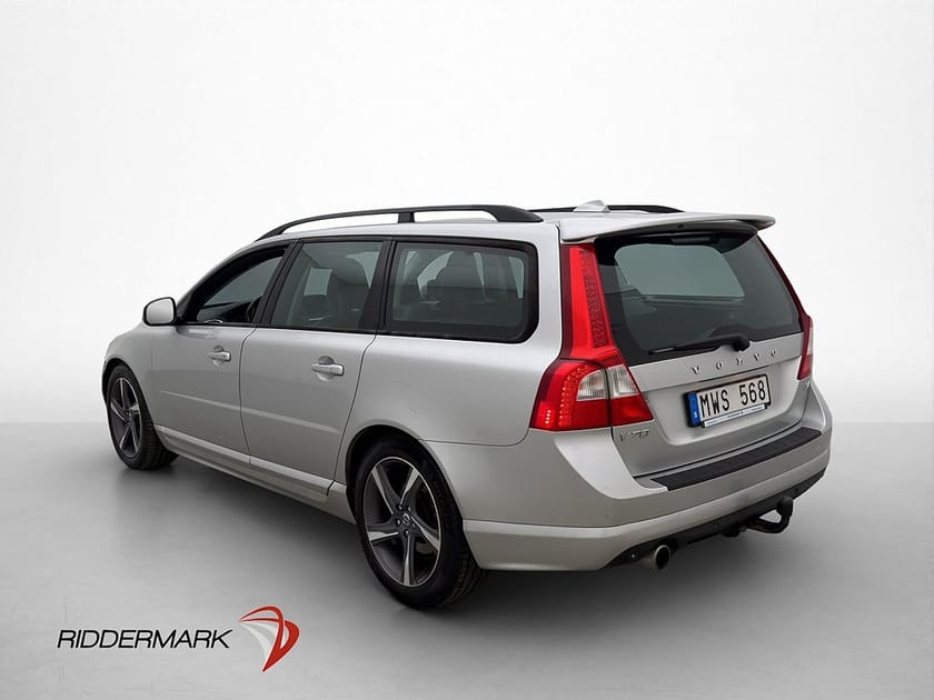 Bild 5 av Volvo V70 D4 163hk R Design Dragkrok Skinnklädsel Sensorer