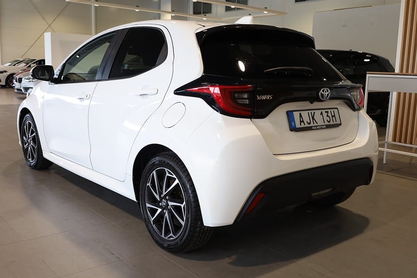 Bild 4 av Toyota Yaris Hybrid 1,5 CVT Active Plus Kamera