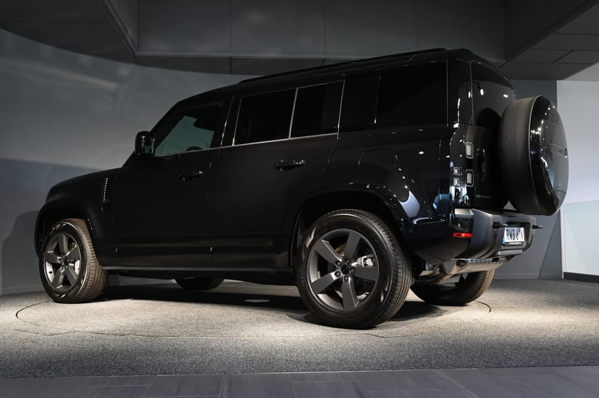 Bild 4 av Land Rover Defender P300e PHEV X-Dynamic SE *Direktleverans*