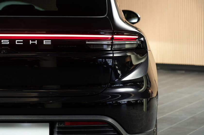 Bilde 4 av Porsche Macan 4 Matrix/18-veis/Offroad-pakke/22"/Chrono/Carbon/Krok++