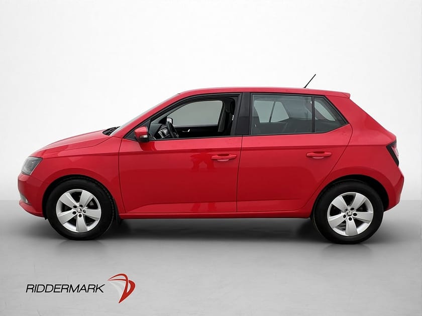 Bild 5 av Škoda Fabia Skoda TDI 90hk Style CarPlay Sensorer Farthållare