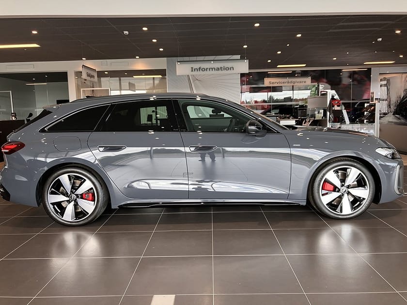 Bild 2 av Audi A5 Avant e-hybrid quattro 367 hk S-line