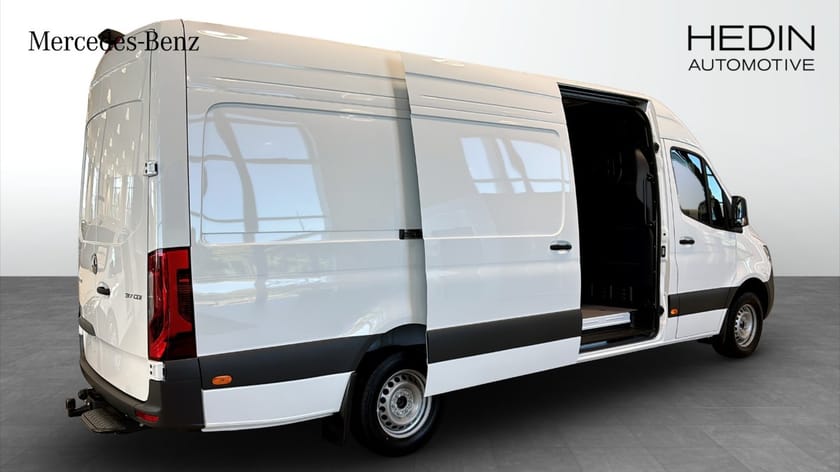 Bild 2 av Mercedes-Benz Sprinter 317 CDI RWD Panel Van