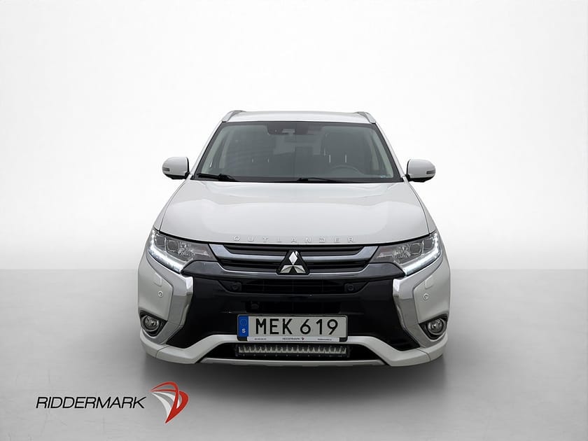Bild 2 av Mitsubishi Outlander PHEV AWD Business 360 M-Värm Drag Skinn