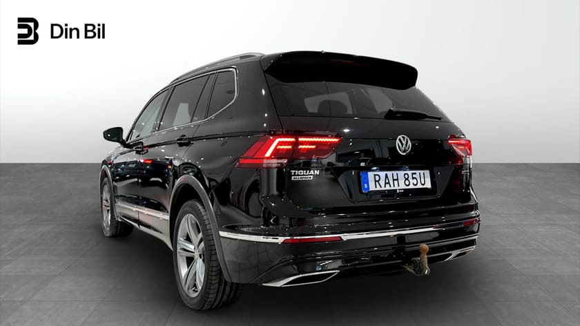 Bild 3 av Volkswagen Tiguan Allspace 7-sätes TDI190 DSG4M 7Sits R-Line/Läder/Executive/Drag/Vär