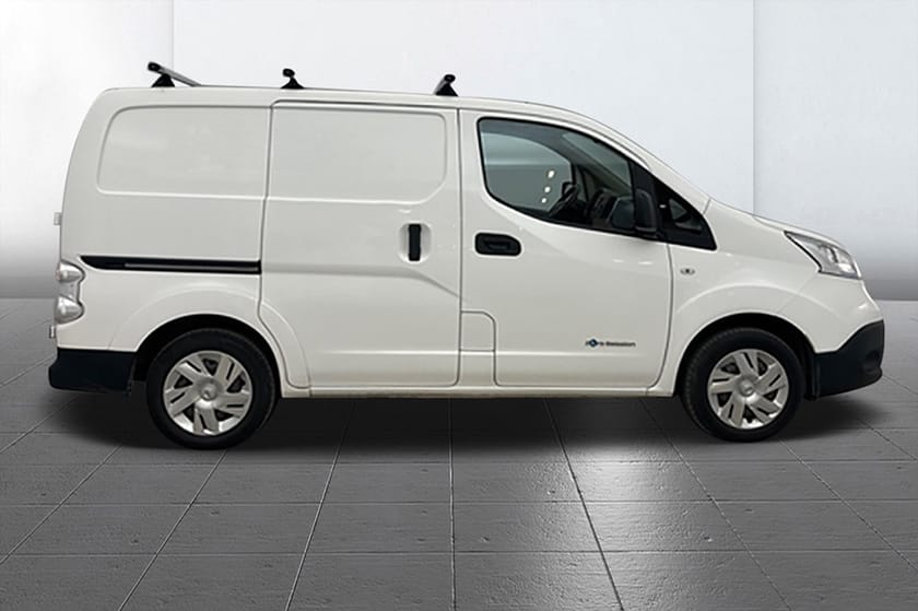 Bild 4 av Nissan e-NV200 Van 40 kWh Drag Inredd Kamera Rattvärme 109hk