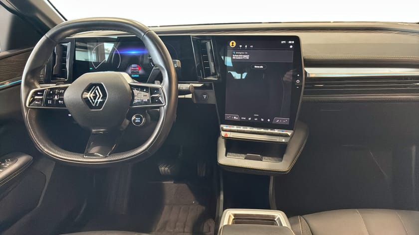 Bild 4 av Renault Mégane E-TECH MEGANE ICONIC Navi/Helläder/Carplay