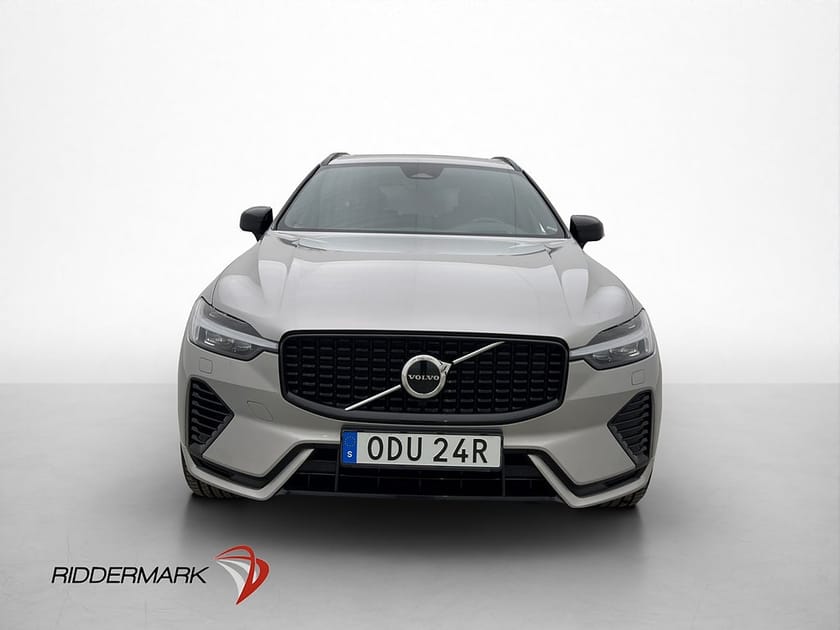 Bild 2 av Volvo XC60 Recharge T6 AWD R-Design VOC Pano H/K HuD Kamera