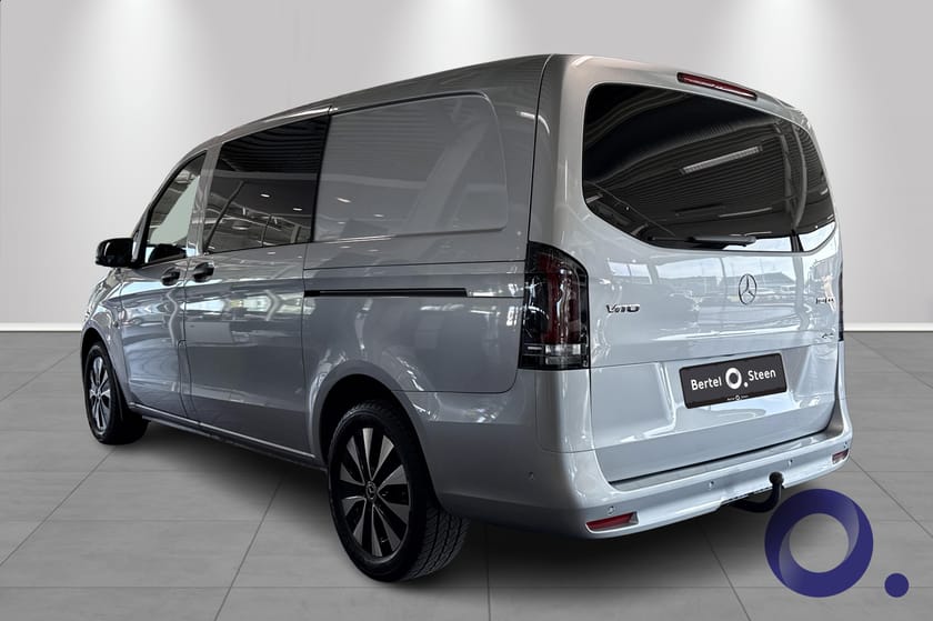 Bilde 3 av Mercedes-Benz Vito 119 CDI 4x4 3.0t Rattvarme|Webasto|Hengerfeste|360 Kamera|Lav km